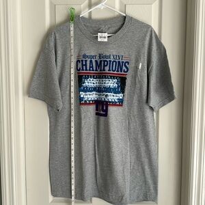 Men’s NY Giants short sleeve tshirt. NWT.